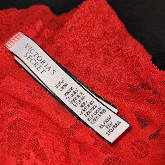NWT Victoria Secret Cheeky Thong - Picture 8 of 8